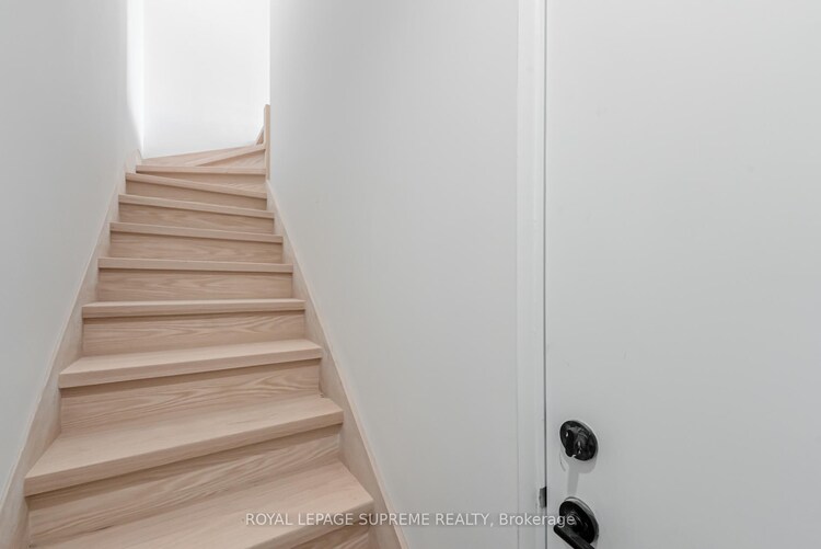 101 Bernice Crescent, Toronto, ON, Rockcliffe-Smythe