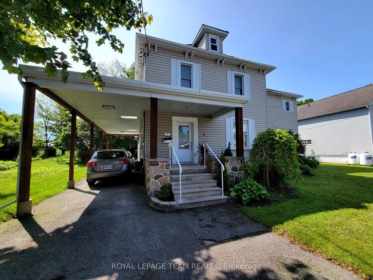 16 Peter Street S, North Glengarry, ON, 718 - Maxville
