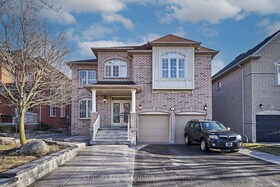 47 Vineyard Avenue, Durham, ON , MLS #E12593642 , Image - 1