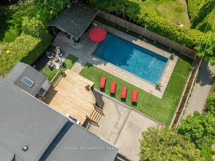 282 Pine Cove Road, Burlington, ON, Roseland