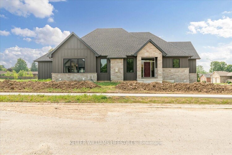 39 EAST GLEN Drive, Lambton Shores, ON, Arkona