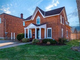 193 Vine Street, Niagara, ON , MLS #X12459814 , Image - 1