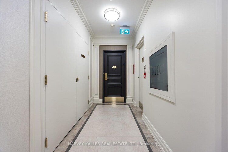 660 Sheppard Avenue E, Toronto, ON, Bayview Village