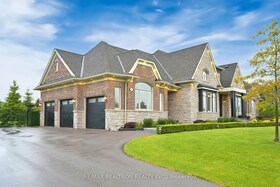 15 Pine Vista Avenue, York, ON , MLS #N12594254 , Image - 1