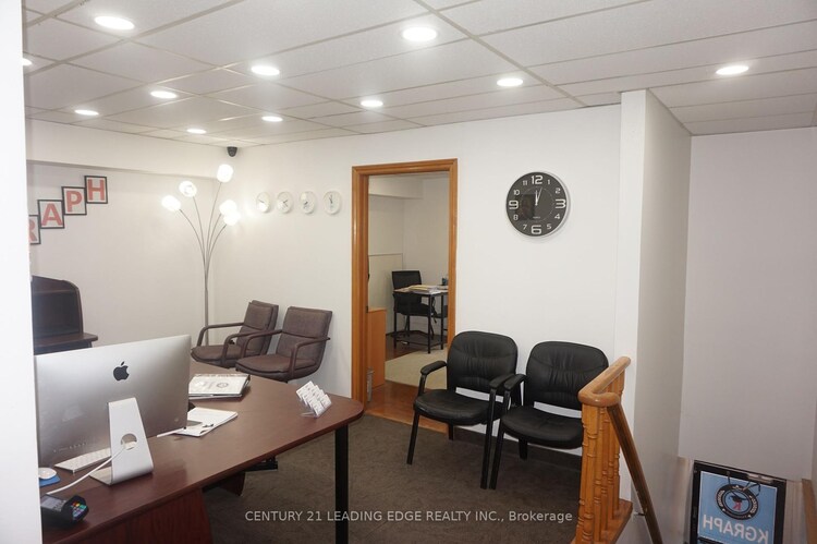 1887 Lawrence Avenue E, Toronto, ON, Wexford-Maryvale