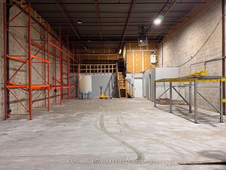 10 Falconer Drive, Mississauga, ON, Streetsville