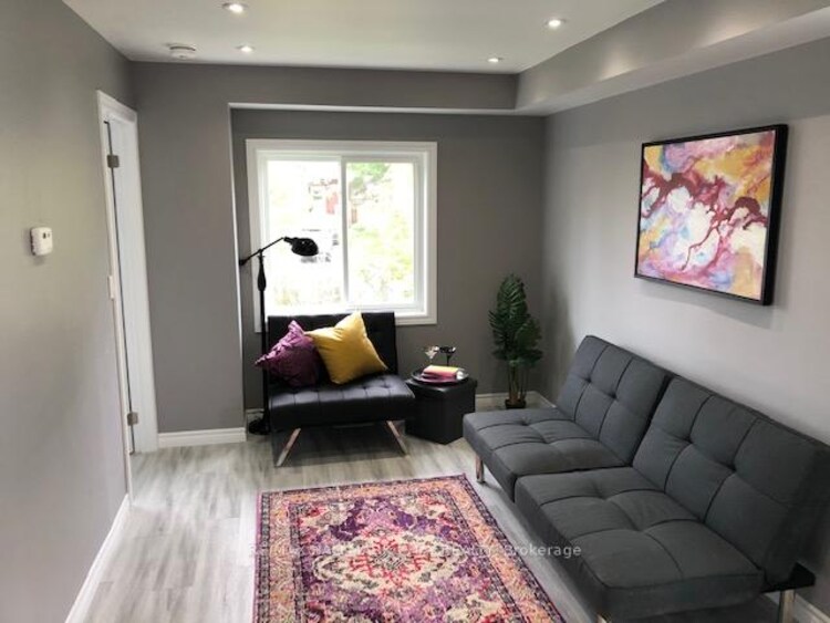 12 Dufferin Street, Barrie, ON, Sanford