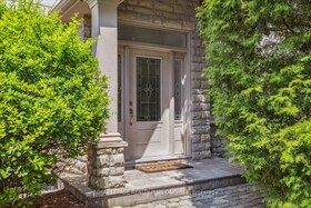 621 North Shore Boulevard E, Halton, ON , MLS #W12409565 , Image - 1