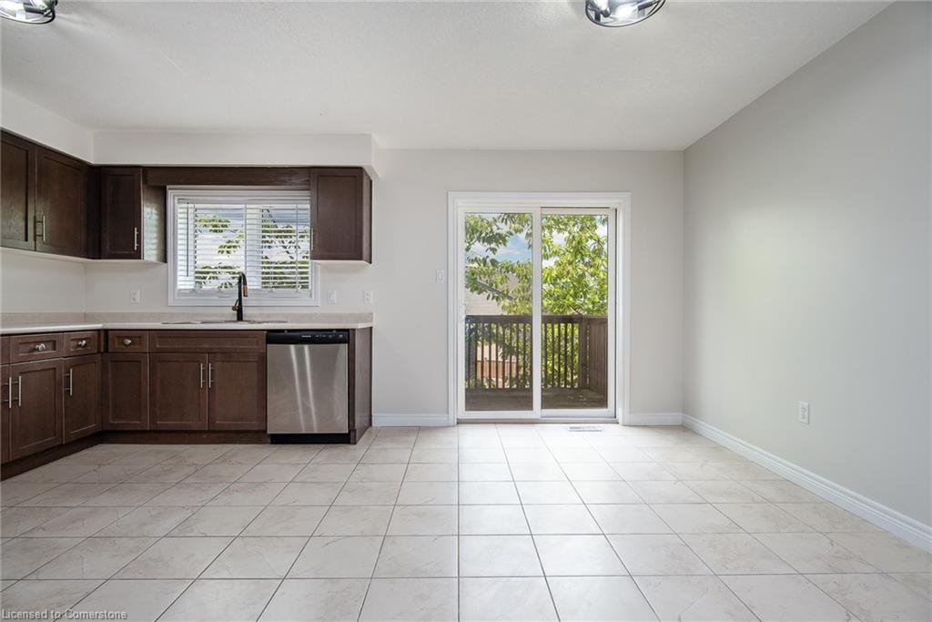 70 Willowrun Drive, Waterloo, ON  , Image - 8