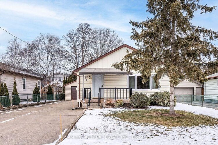 125 Inglewood Drive, Oakville, ON, 1002 - CO Central