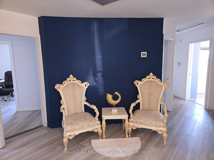 10014 Yonge Street N, Richmond Hill, ON, Crosby