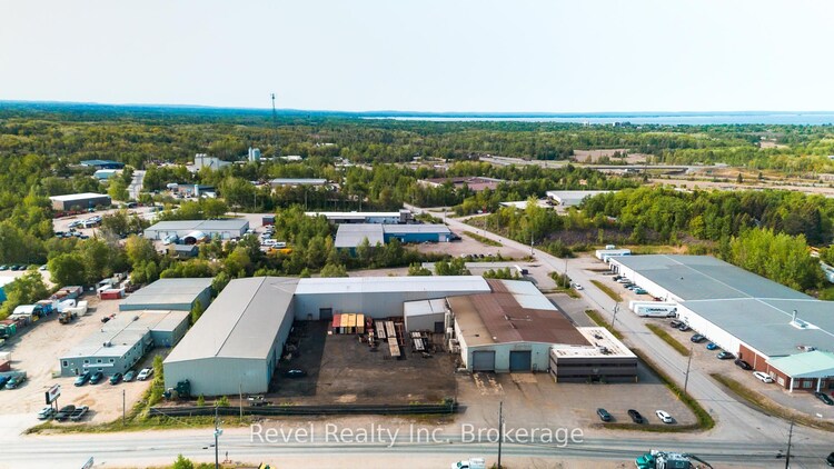 1811 Seymour Street, North Bay, ON, Birchaven