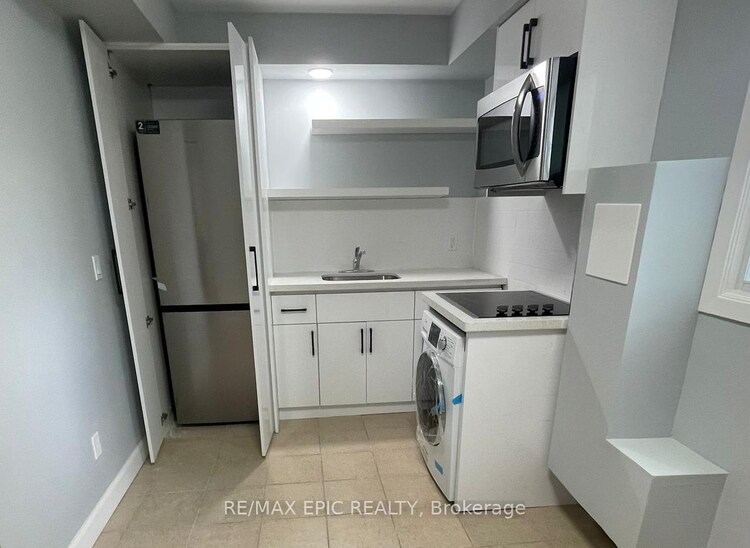 569 Dufferin Avenue, London East, ON, East F