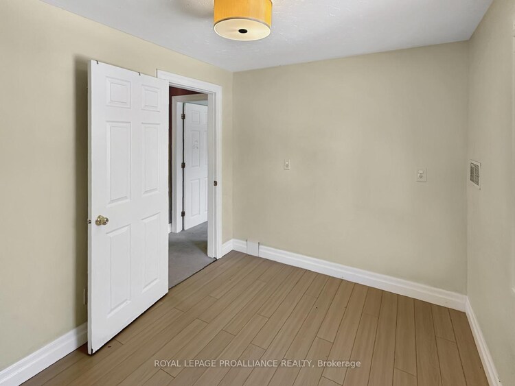 329 Bridge Street E, Belleville, ON, Belleville Ward