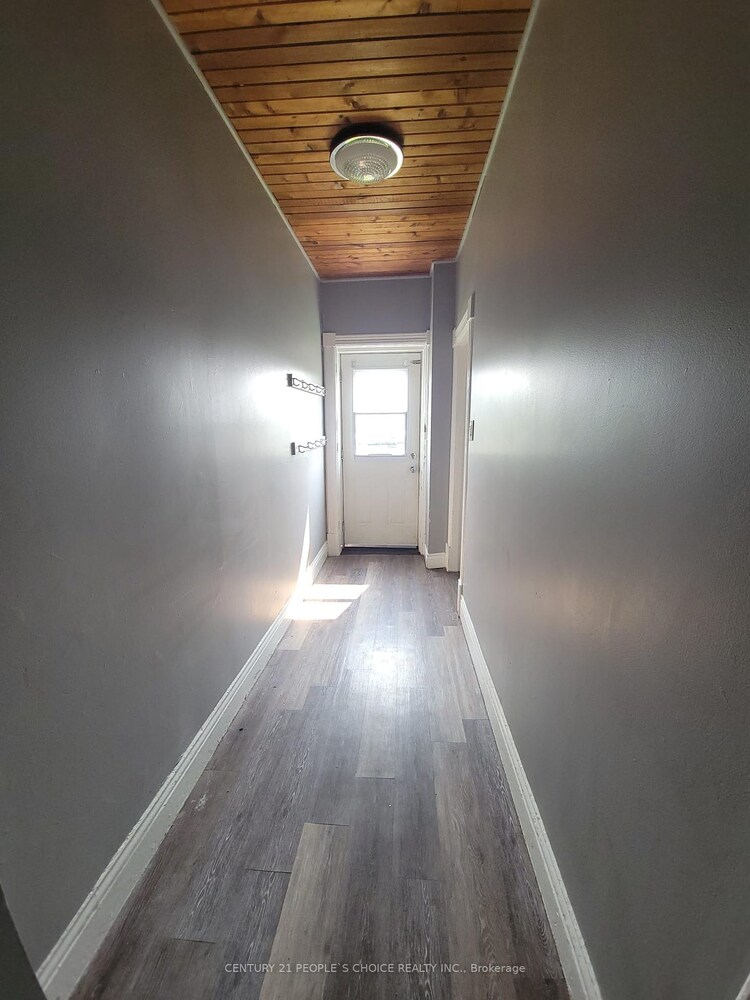 137-139 Stewart Street, Peterborough, ON, Town Ward 3