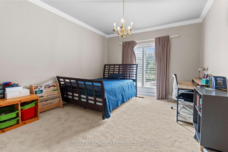 12 Moodie Drive, Richmond Hill, ON, South Richvale