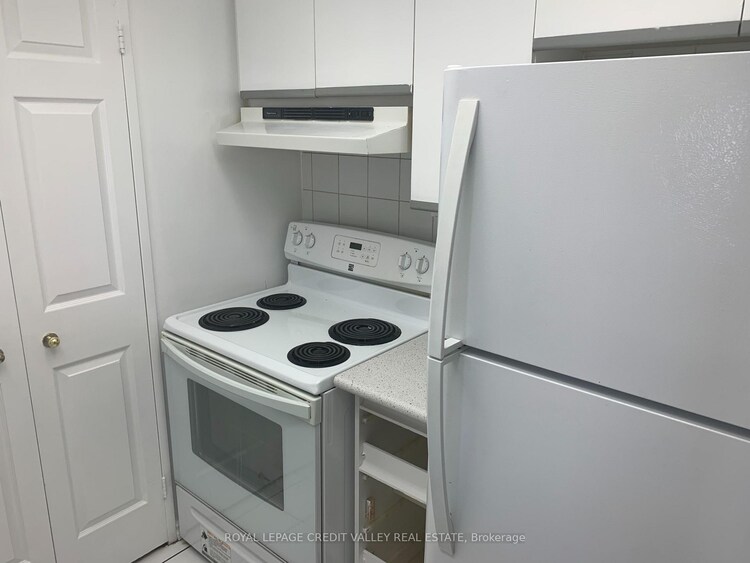 285 Enfield Place, Mississauga, ON, City Centre