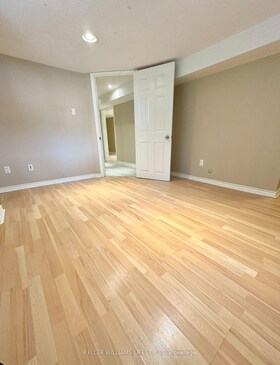 678 OXFORD Street E, Middlesex, ON , MLS #X12603800 , Image - 1