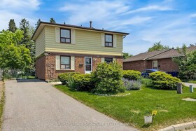 35 Crittenden Square, Toronto, ON , MLS #E12527510 , Image - 1