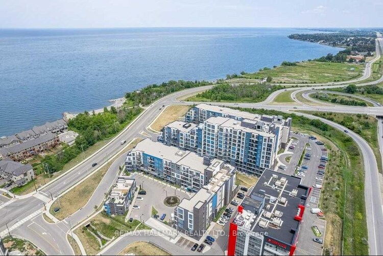 10 Concord Place, Grimsby, ON, 540 - Grimsby Beach