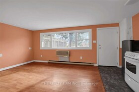 7076 Longwoods Road, Middlesex, ON , MLS #X12465569 , Image - 1