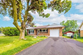 427 Krug Street, Waterloo, ON , MLS #X12448037 , Image - 1