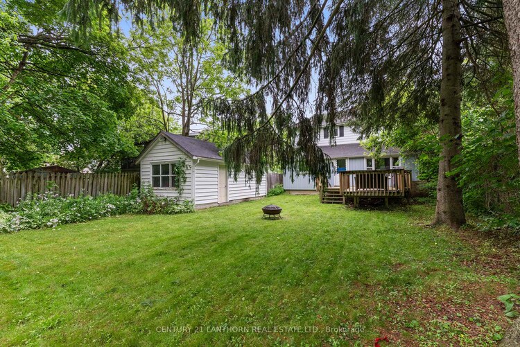 18 Elm Street, Prince Edward County, ON, Picton Ward