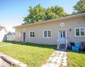 341 New Street, Leeds and Grenvi, ON , MLS #X12576108 , Image - 1