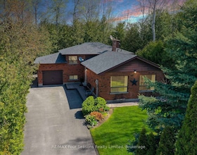 76 Arthur Street E, Grey County, ON , MLS #X13128960 , Image - 1
