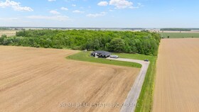818 Oil Heritage Road, Chatham-Kent, ON , MLS #X12451692 , Image - 1