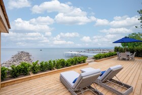 137 Bayview Avenue, Grey County, ON , MLS #X12542698 , Image - 1