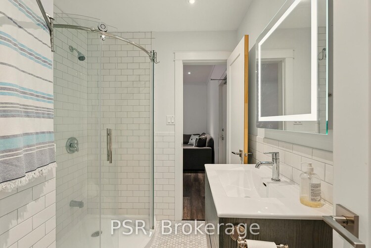 12 Bigwin Island, Lake of Bays, ON, Franklin