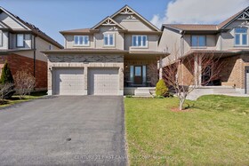 494 BLACKACRES Boulevard, Middlesex, ON , MLS #X12590332 , Image - 1