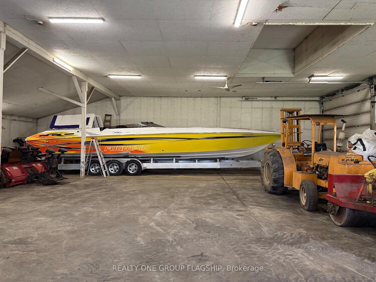 8529 Kinnaird Road, Lambton Shores, ON, Bosanquet