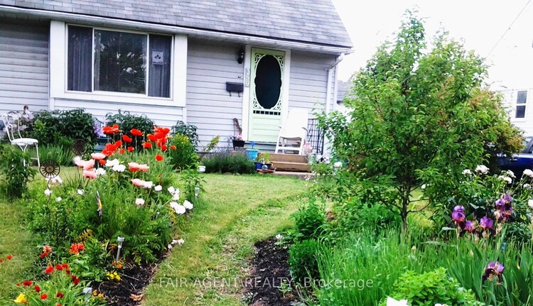 359 Flanders Row, London East, ON, East C