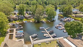1082 SHAMROCK MARINA Road, Muskoka, ON , MLS #X12513082 , Image - 1