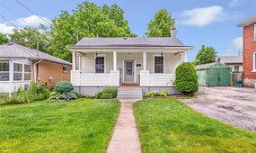 42 Kevco Pl, Kitchener, ON N2C 2G5 | MLS # X11930460 (14) 42 Kevco Pl, Kitchener, ON N2C 2G5 | MLS # X11930460 (14)