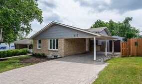 42 Kevco Pl, Kitchener, ON N2C 2G5 | MLS # X11930460 (11) 42 Kevco Pl, Kitchener, ON N2C 2G5 | MLS # X11930460 (11)