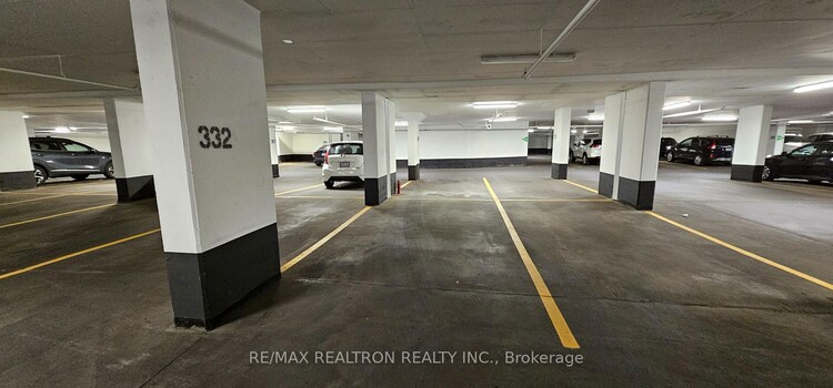 7950 Bathurst Street, Vaughan, ON, Beverley Glen