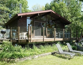 16 Leaside Drive, Parry Sound, ON , MLS #X13122368 , Image - 1