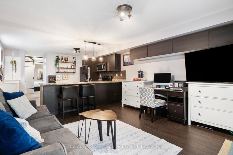 35 Mountford Drive, Guelph, ON, Grange Road