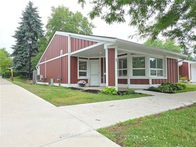 1 Szollosy Circle, Hamilton, ON , MLS #X12474652 , Image - 1