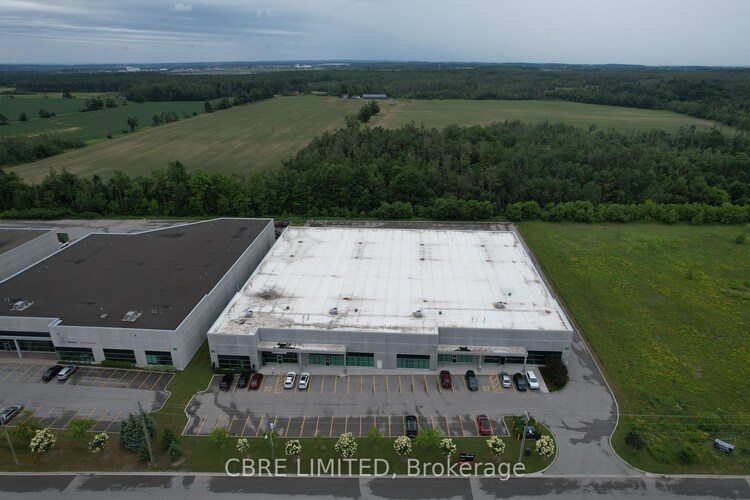 252 King Street, Barrie, ON, 400 West