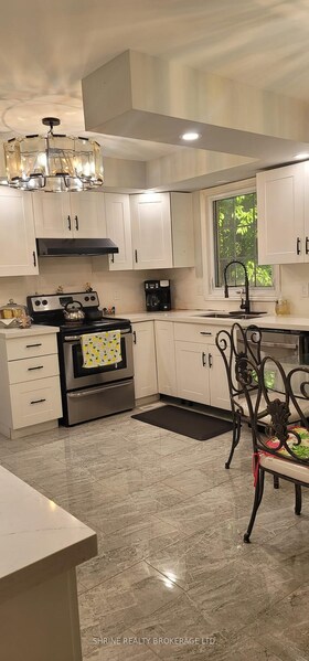 14 Donnybrook Road, Middlesex, ON , MLS #X12601226 , Image - 1