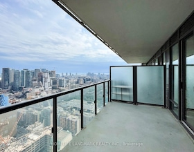 488 University Avenue, Toronto, ON , MLS #C13480066 , Image - 1
