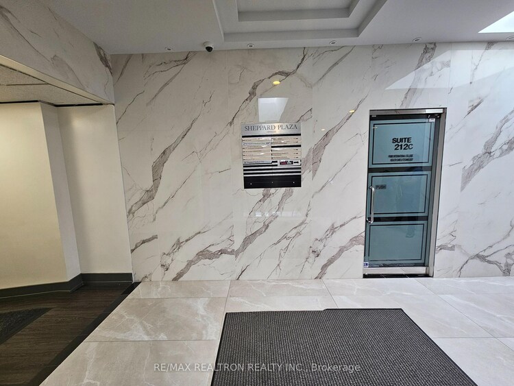 638a Sheppard Avenue W, Toronto, ON, Bathurst Manor