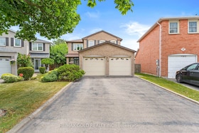 34 Granby Court, Peel, ON , MLS #W13561190 , Image - 1