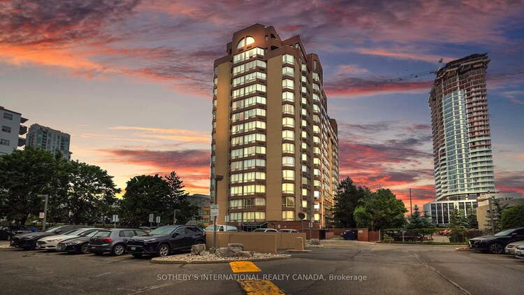 25 Fairview Road W, Mississauga, ON, Fairview