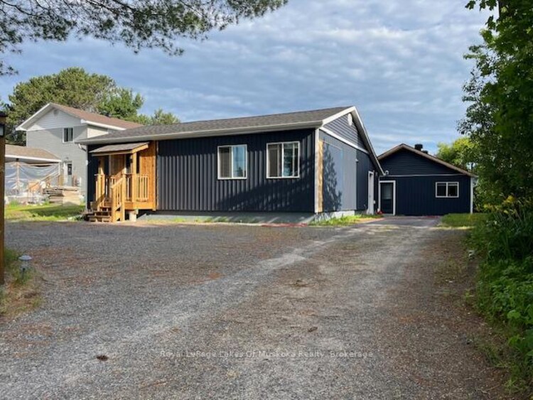 36 Ottawa Avenue, South River, ON, South River