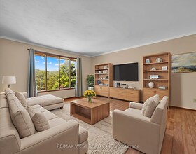 11 Glenda Street, Norfolk, ON , MLS #X12298810 , Image - 1